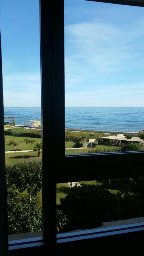 Res Port St.Ange Apartment Le Barcares Bagian luar foto